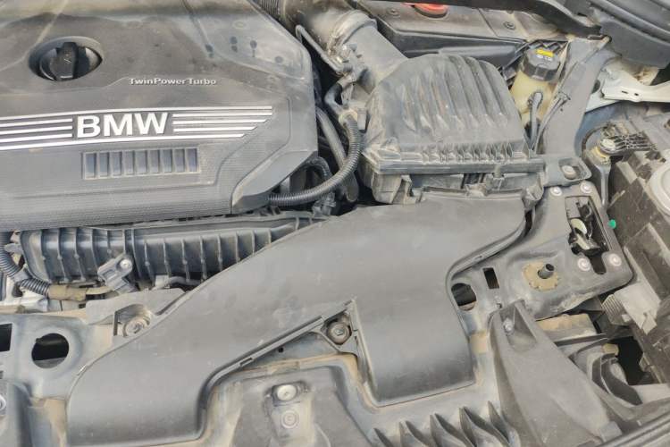 Used BMW X1 2020 sDrive20Li Fashion Model Engine Bay Left