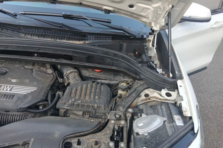 Used BMW X1 2020 sDrive25Li Leading Model Engine Bay Left