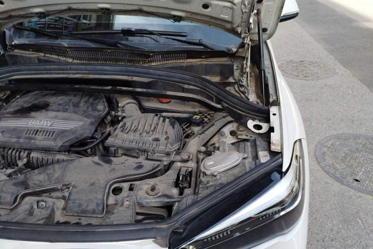 Used BMW X1 2020 sDrive20Li Premium Edition Engine Bay Left