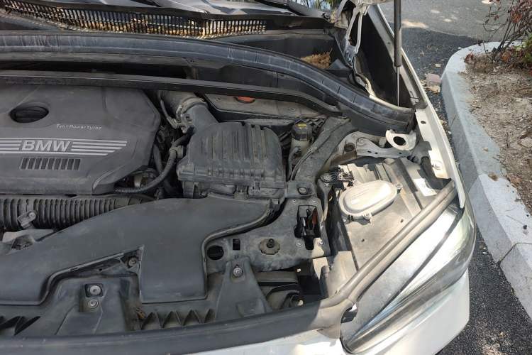 Used BMW X1 2020 sDrive25Li Leading Model Engine Bay Left