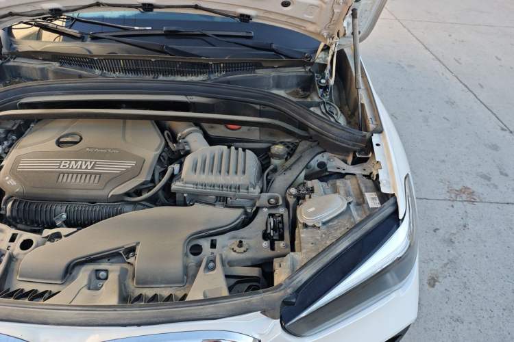 Used BMW X1 2020 sDrive25Li Leading Model Engine Bay Left