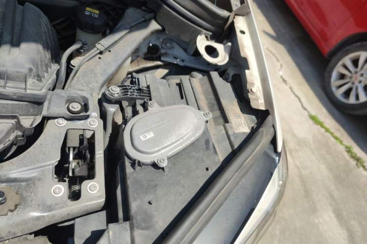 Used BMW X1 2020 sDrive20Li Fashion Model Engine Bay Left