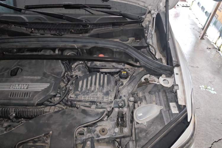 Used BMW X1 2020 sDrive25Li Leading Model Engine Bay Left