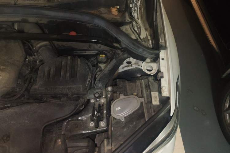 Used BMW X1 2020 sDrive20Li Fashion Model Engine Bay Left
