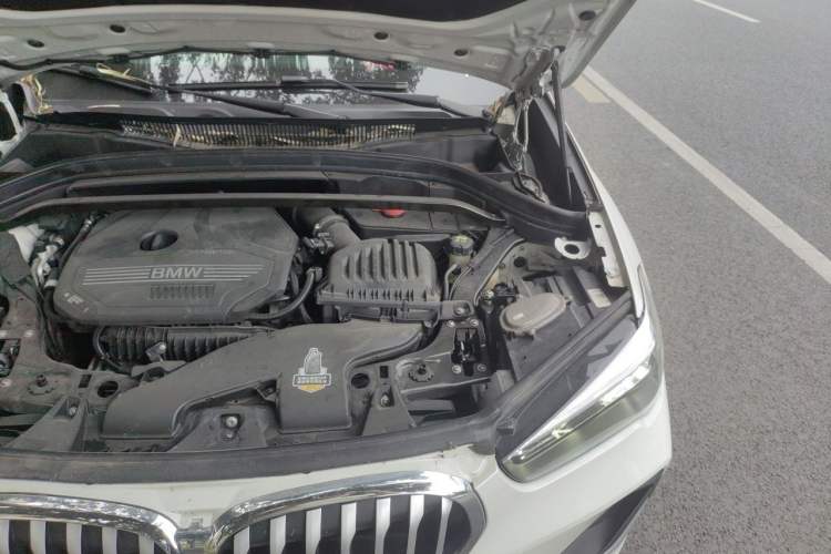 Used BMW X1 2020 sDrive20Li Premium Edition Engine Bay Left