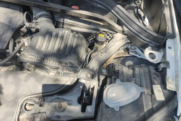 Used BMW X1 2020 xDrive25Li Luxury Edition Engine Bay Left