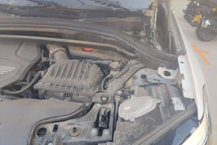 Used BMW X1 2020 sDrive20Li Premium Edition Engine Bay Left