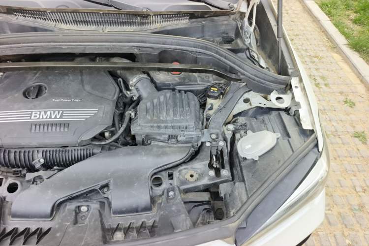 Used BMW X1 2020 sDrive25Li Leading Model Engine Bay Left