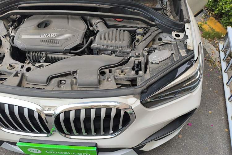 Used BMW X1 2020 sDrive20Li Premium Edition Engine Bay Left