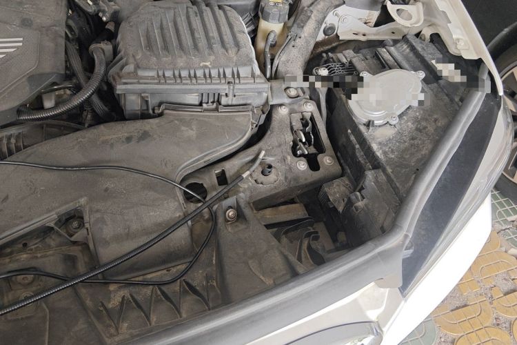 Used BMW X1 2020 sDrive25Li Leading Model Engine Bay Left
