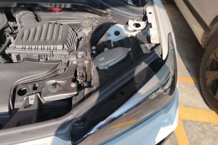 Used BMW X1 2020 sDrive20Li Fashion Model Engine Bay Left