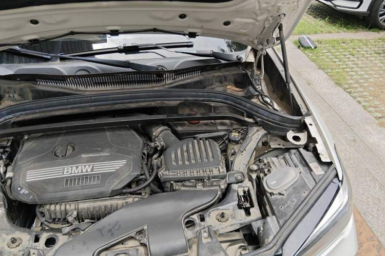 Used BMW X1 2020 sDrive20Li Premium Edition Engine Bay Left