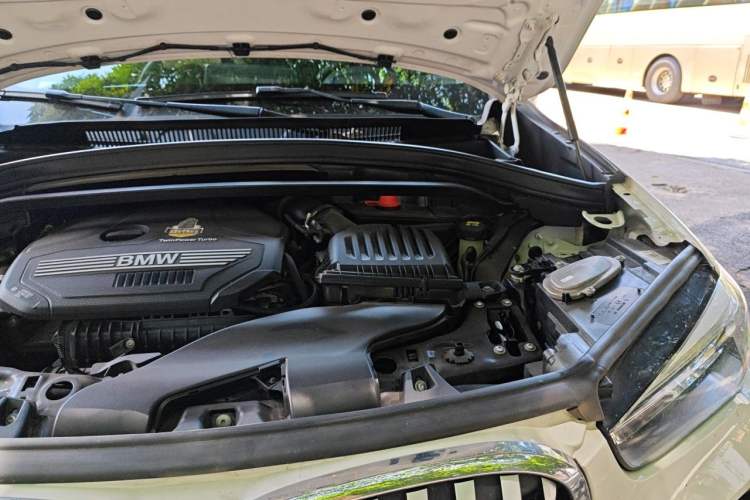 Used BMW X1 2020 sDrive20Li Premium Edition Engine Bay Left