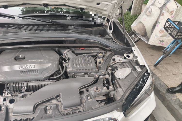 Used BMW X1 2020 sDrive20Li Premium Edition Engine Bay Left