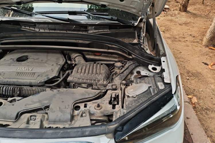 Used BMW X1 2020 sDrive25Li Leading Model Engine Bay Left
