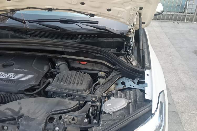 Used BMW X1 2020 sDrive25Li Leading Model Engine Bay Left