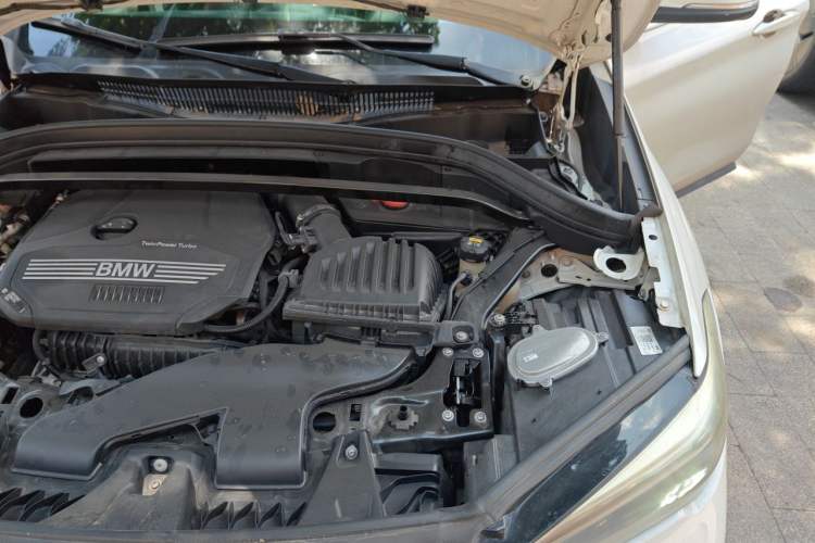 Used BMW X1 2020 sDrive20Li Premium Edition Engine Bay Left