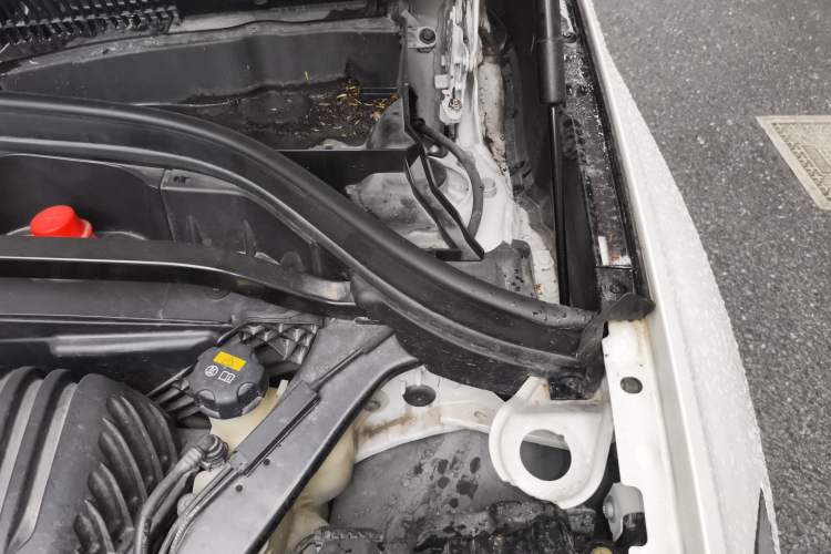 Used BMW X1 2020 sDrive20Li Fashion Model Engine Bay Left