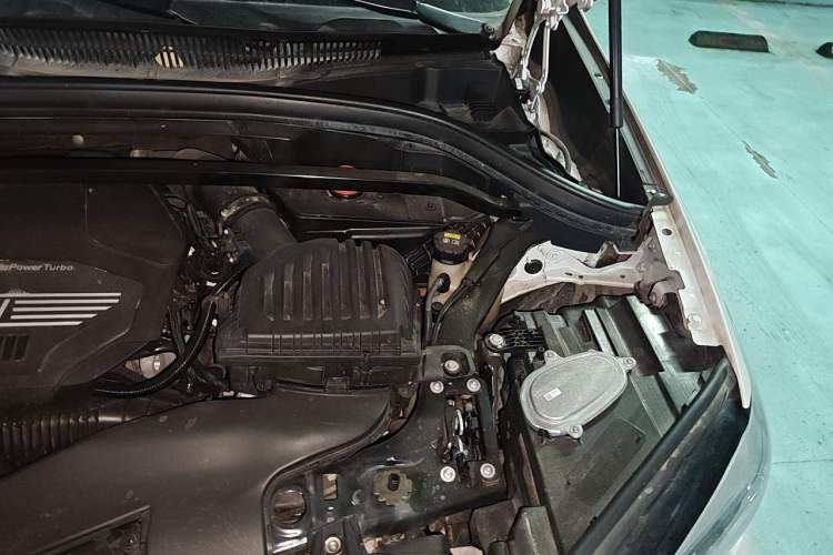 Used BMW X1 2020 sDrive25Li Leading Model Engine Bay Left