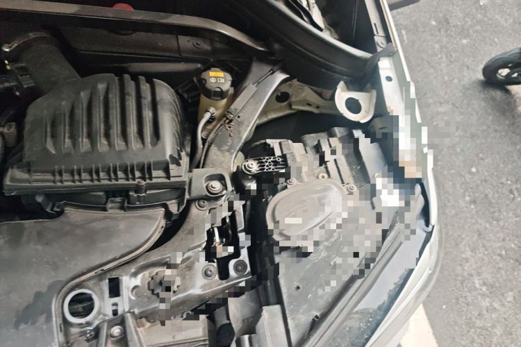 Used BMW X1 2020 sDrive20Li Fashion Model Engine Bay Left