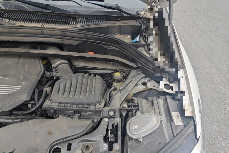 Used BMW X1 2020 sDrive20Li Premium Edition Engine Bay Left