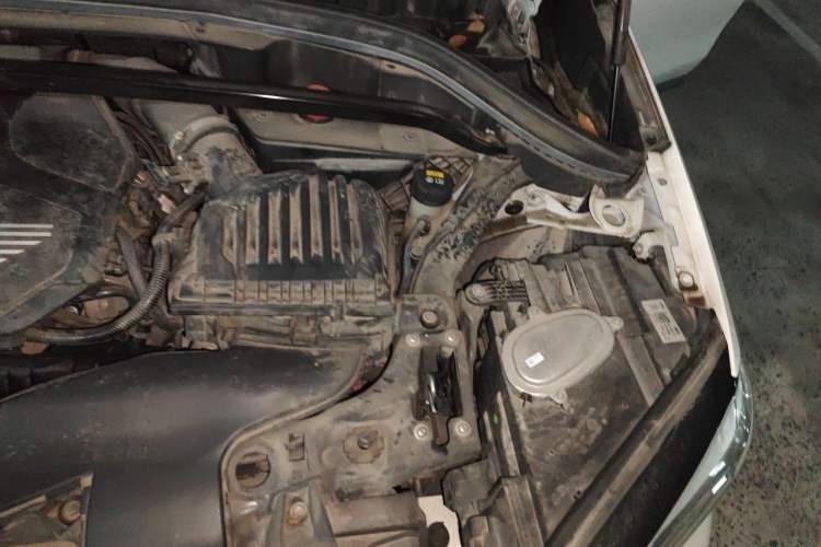 Used BMW X1 2020 sDrive20Li Fashion Model Engine Bay Left