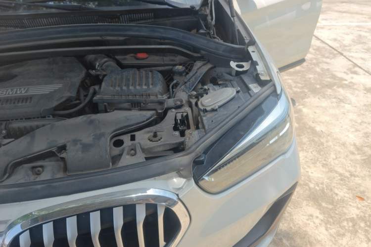 Used BMW X1 2020 sDrive20Li Fashion Model Engine Bay Left
