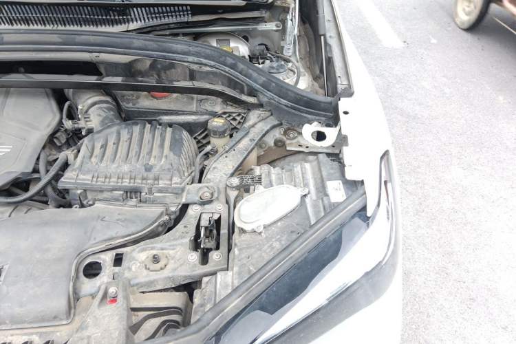 Used BMW X1 2020 sDrive25Li Leading Model Engine Bay Left