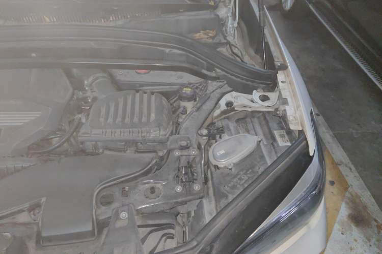 Used BMW X1 2020 sDrive20Li Fashion Model Engine Bay Left