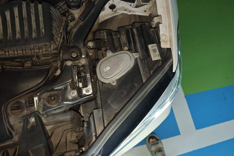 Used BMW X1 2020 sDrive25Li Leading Model Engine Bay Left
