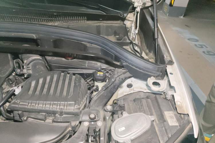 Used BMW X1 2020 sDrive25Li Leading Model Engine Bay Left