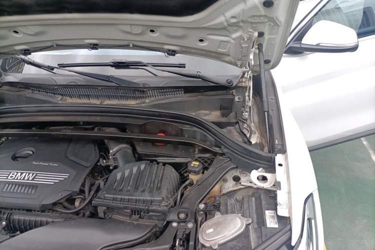 Used BMW X1 2020 sDrive20Li Fashion Model Engine Bay Left