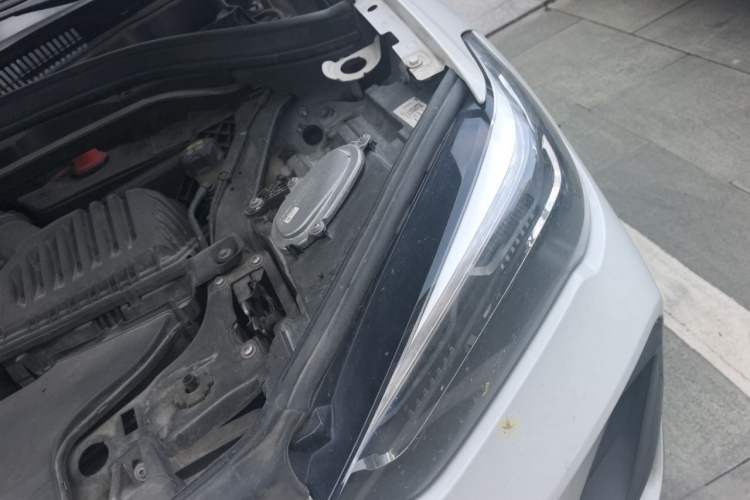 Used BMW X1 2020 sDrive20Li Fashion Model Engine Bay Left