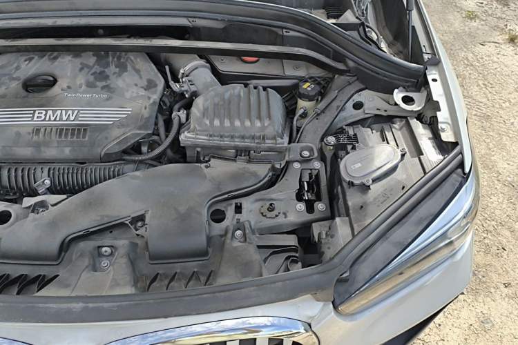 Used BMW X1 2020 xDrive25Li Luxury Edition Engine Bay Left