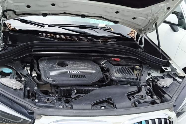 Used BMW X1 2020 sDrive20Li Fashion Model Engine Bay