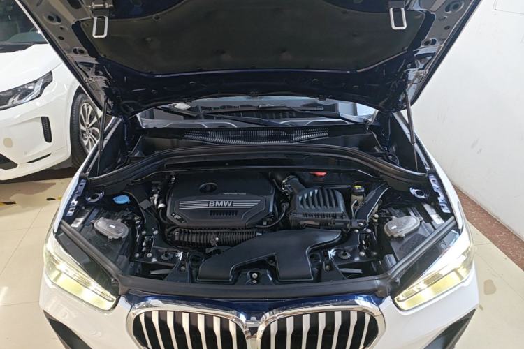 Used BMW X1 2020 sDrive25Li Leading Model Engine Bay