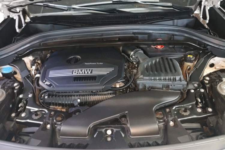 Used BMW X1 2020 sDrive25Li Leading Model Engine Bay