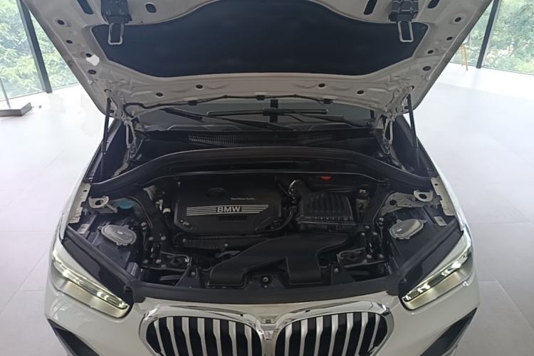 Used BMW X1 2020 xDrive25Li Luxury Edition Engine Bay