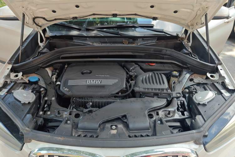 Used BMW X1 2020 sDrive20Li Premium Edition Engine Bay