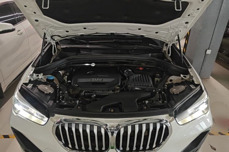 Used BMW X1 2020 sDrive20Li Fashion Model Engine Bay