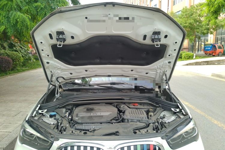 Used BMW X1 2020 sDrive25Li Leading Model Engine Bay