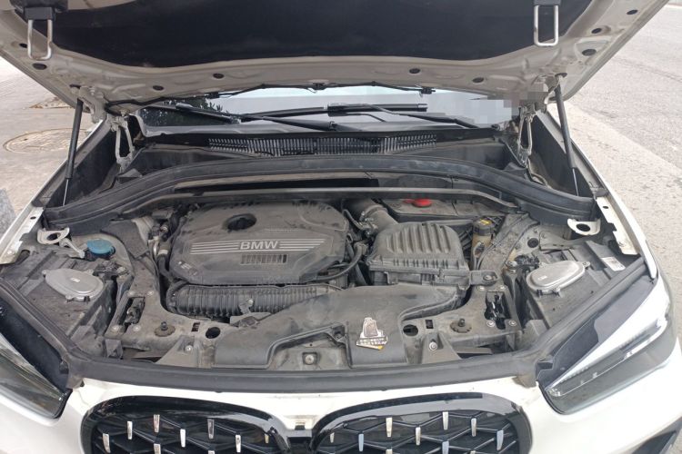 Used BMW X1 2020 sDrive25Li Leading Model Engine Bay