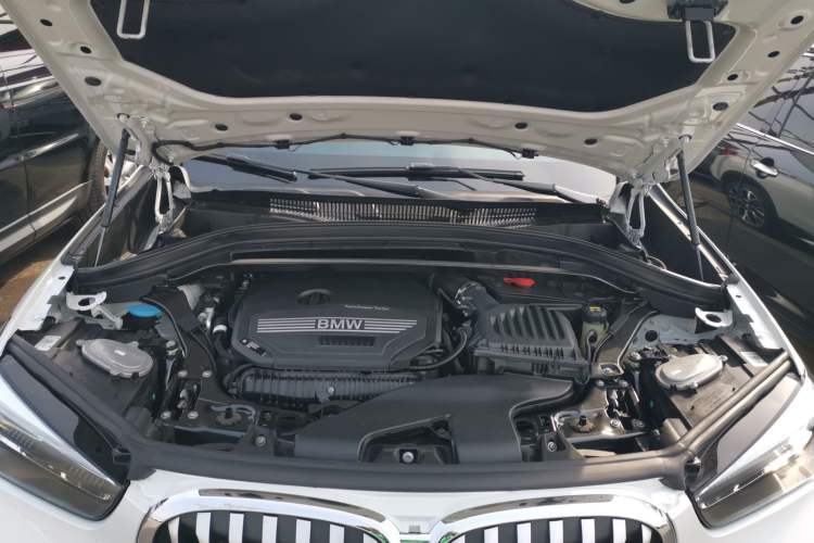Used BMW X1 2020 xDrive25Li Luxury Edition Engine Bay