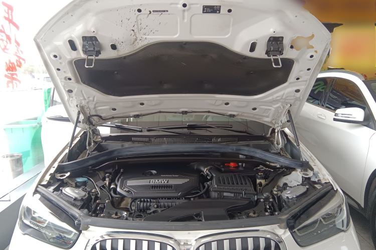 Used BMW X1 2020 sDrive20Li Fashion Model Engine Bay