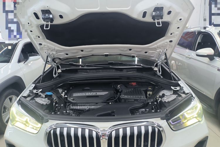 Used BMW X1 2020 sDrive25Li Leading Model Engine Bay