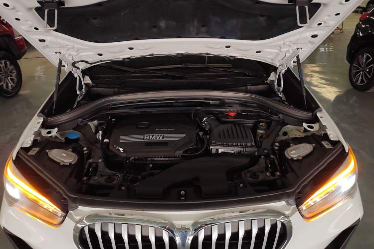 Used BMW X1 2020 sDrive20Li Fashion Model Engine Bay