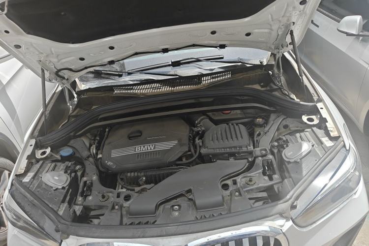 Used BMW X1 2020 sDrive20Li Fashion Model Engine Bay