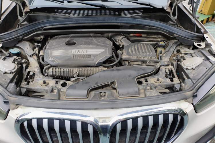 Used BMW X1 2020 sDrive25Li Leading Model Engine Bay