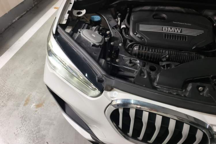 Used BMW X1 2020 xDrive25Li Luxury Edition Engine Bay Right