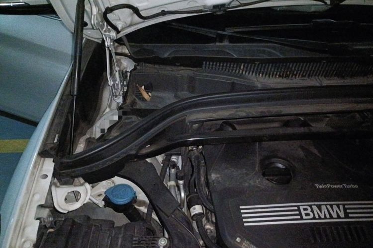 Used BMW X1 2020 xDrive25Li Luxury Edition Engine Bay Right